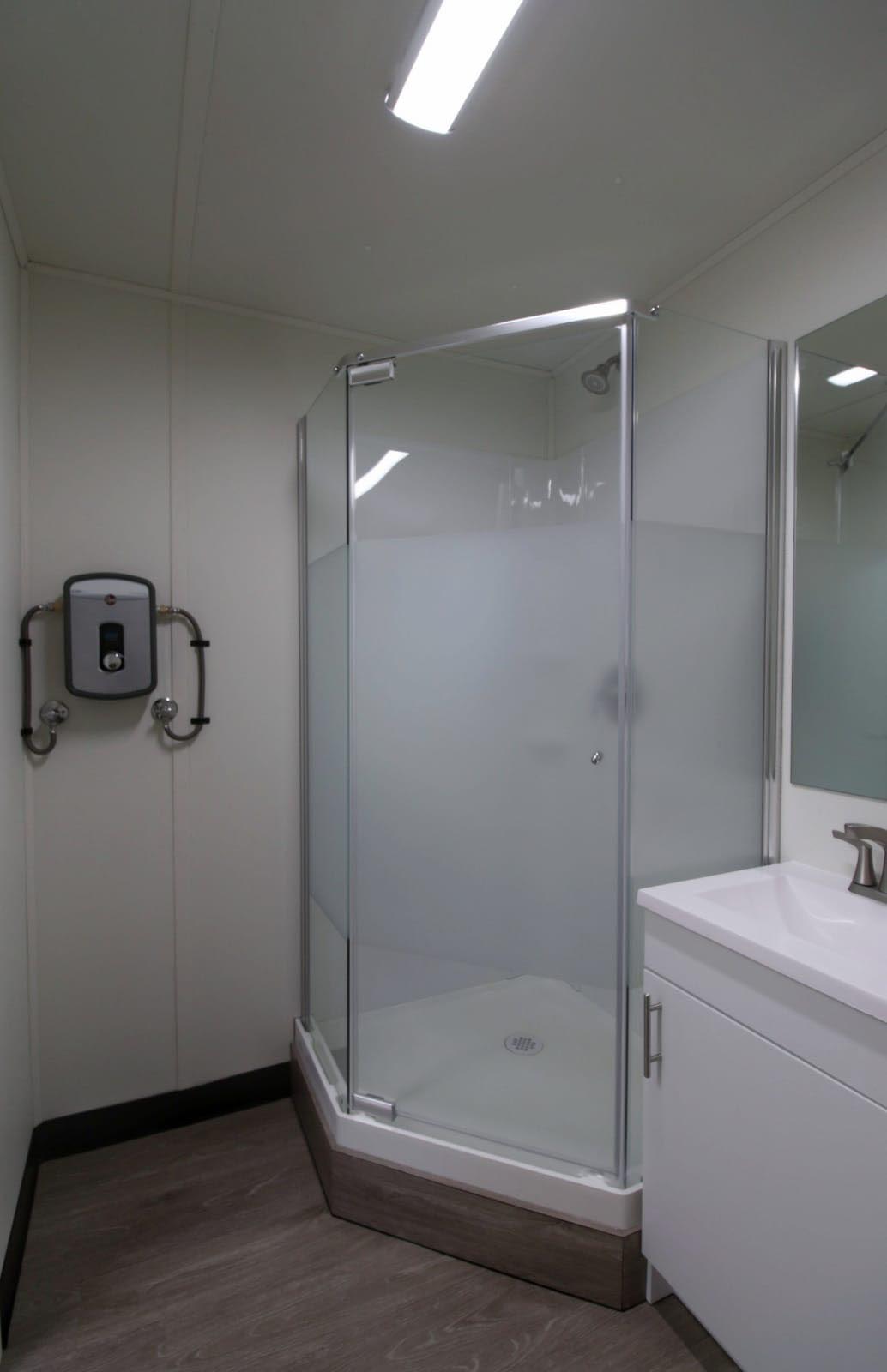 20′ Site office + Washroom - Port Shipping Containers