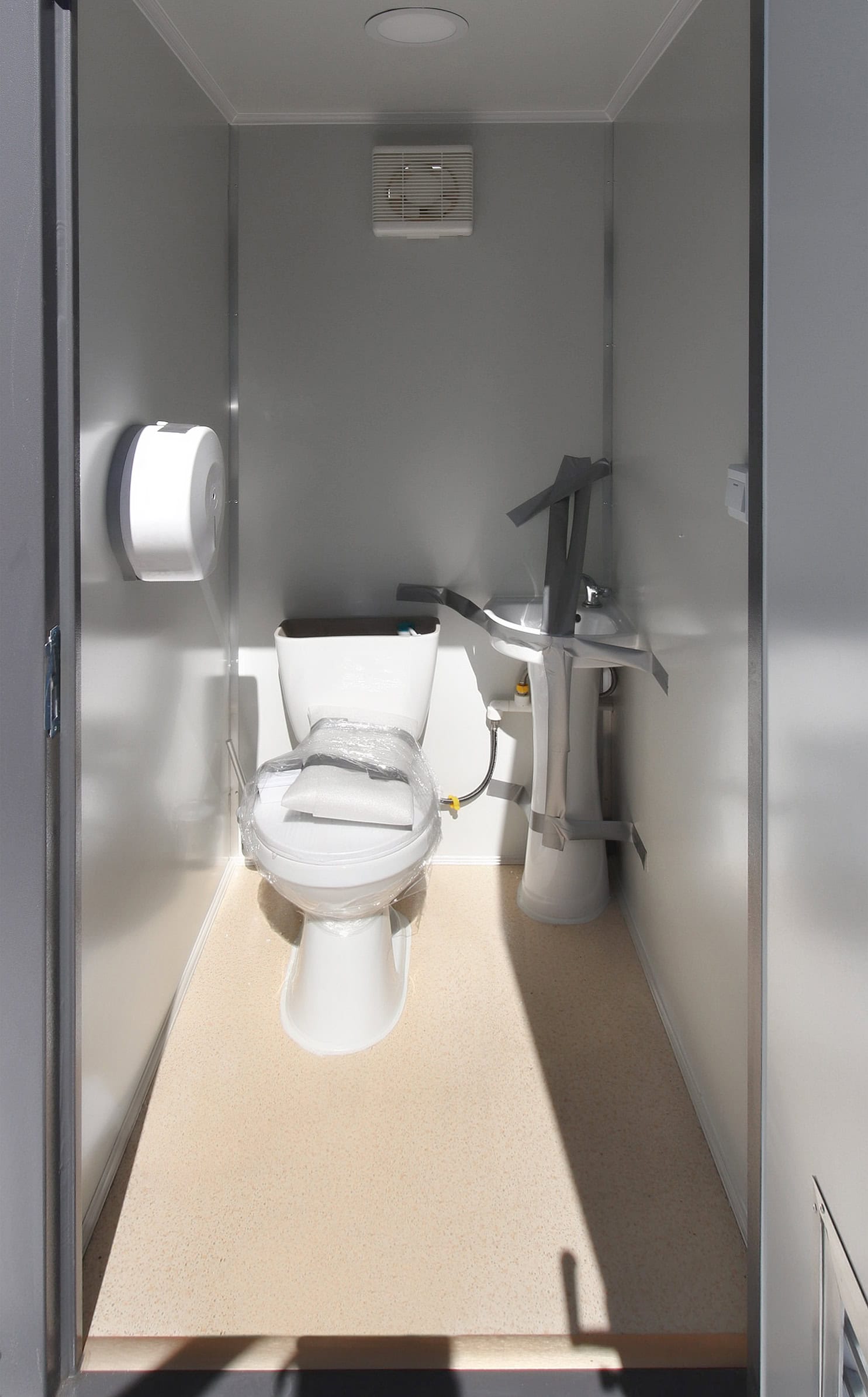 M&B | Double Stall Portable Washroom - Port Shipping Containers