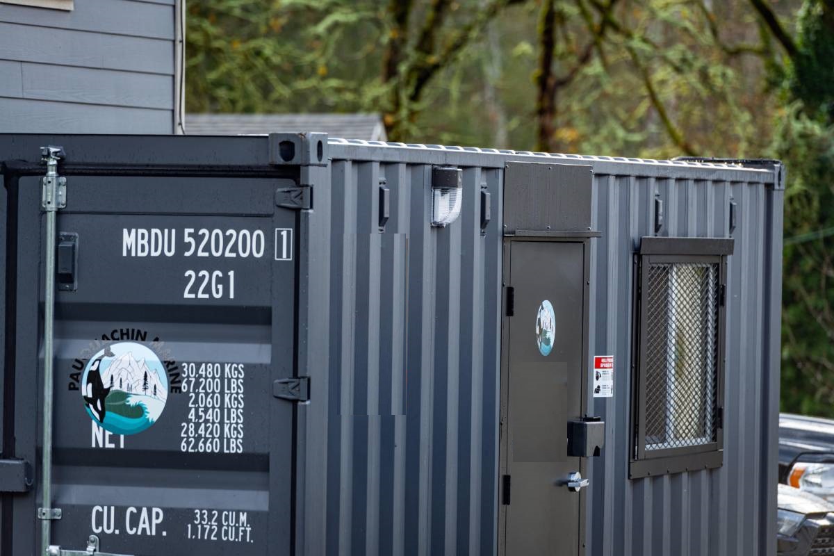 Office + Laboratory Space - Port Shipping Containers