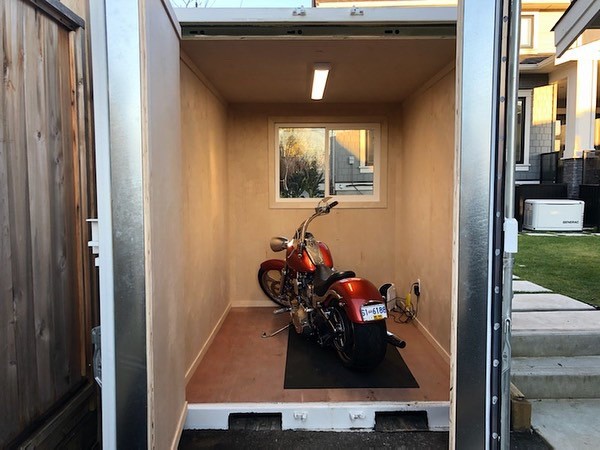 Laneway Motorcycle Garage - Port Shipping Containers