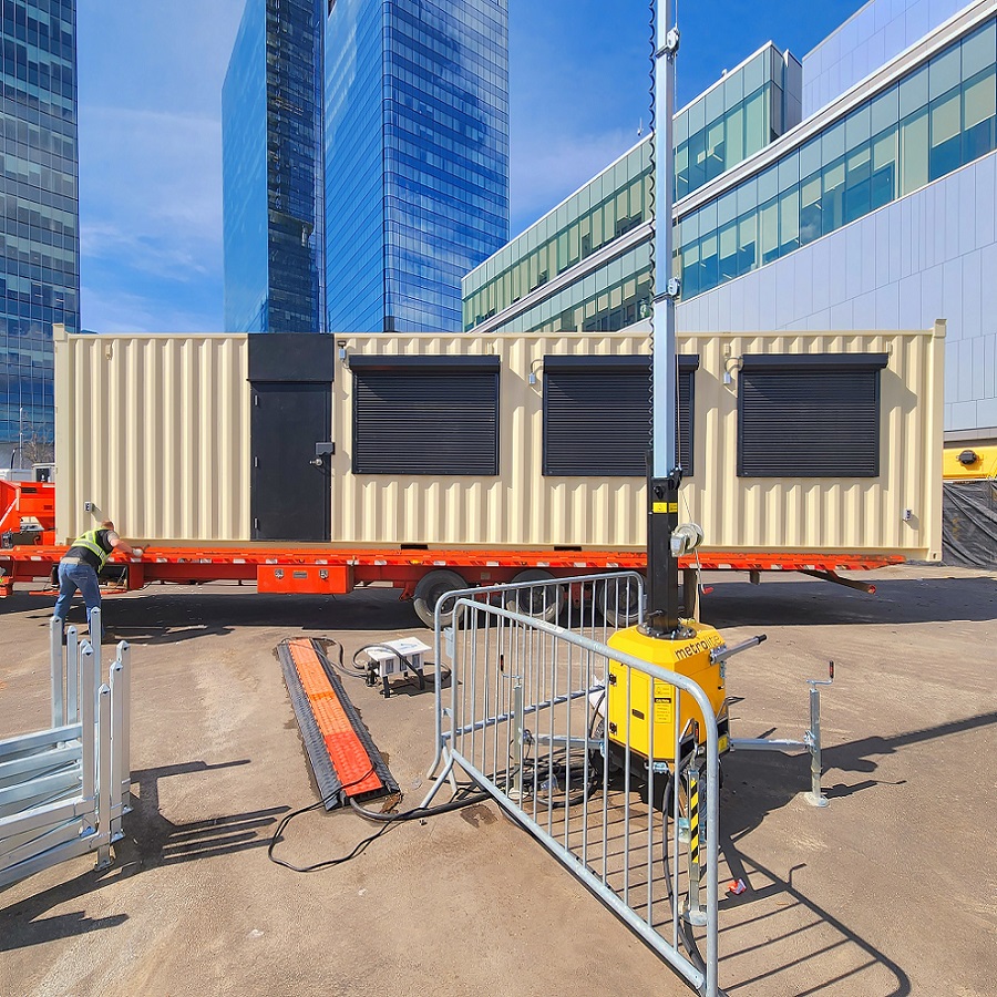 40’HC VIP Area with Patio for the Oilers - Port Shipping Containers